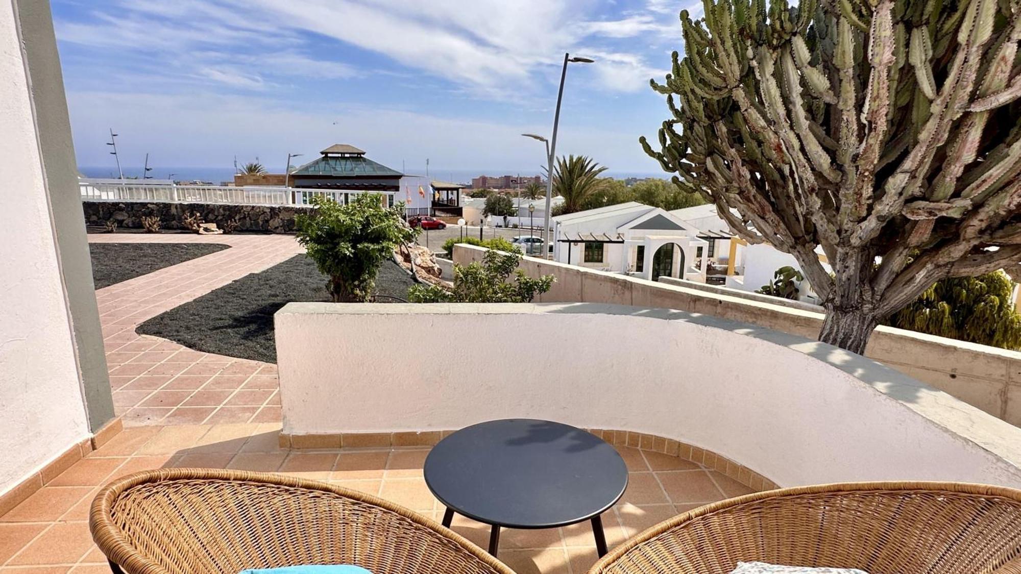 Caleta Dorada Aparthotel Caleta De Fuste Exteriör bild